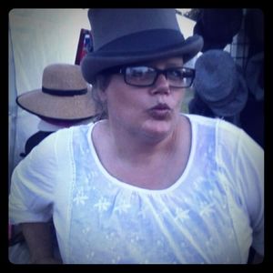 Meet your Posher, Jennifer